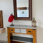 Holiday home Chez La Rose Luxueuse Avec Jacuzzi Rouvres-la-Chetive