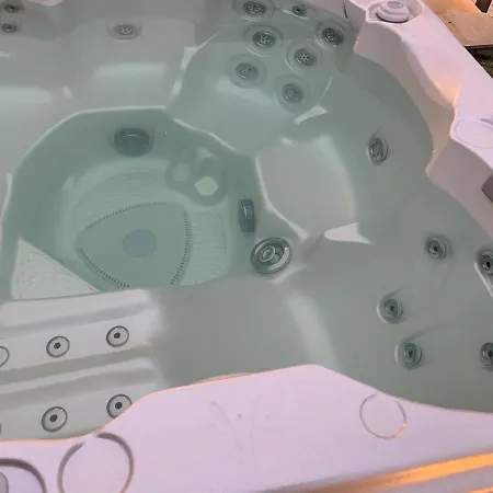 Nyaraló Chez La Rose Luxueuse Avec Jacuzzi *