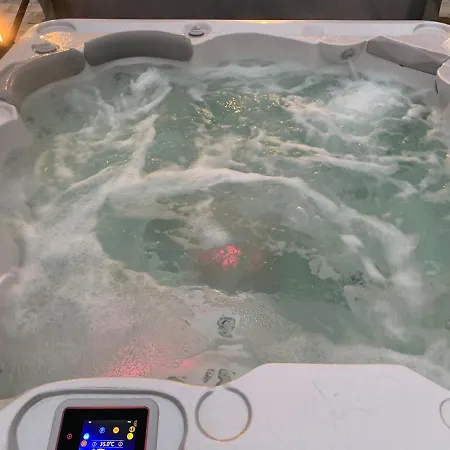 Chez La Rose Luxueuse Avec Jacuzzi *