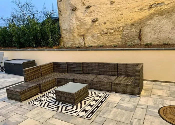 Chez La Rose Luxueuse Avec Jacuzzi Rouvres-la-Chetive